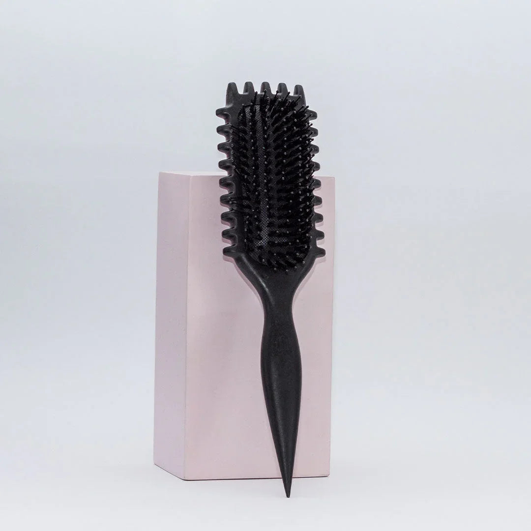 Curly Styling Hair Brush – Define, Detangle & Elevate Your Curls - Plumpy
